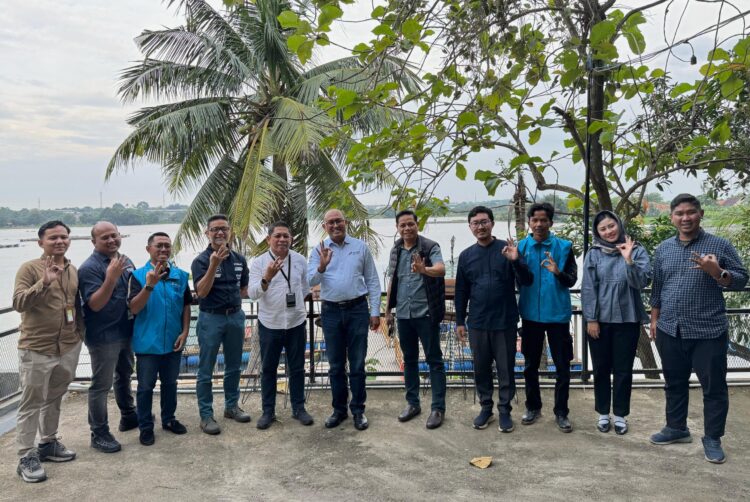 PT Pertamina Regional JBB Kunjungi Program CSR dan Gelar Buka Bersama di Karawang