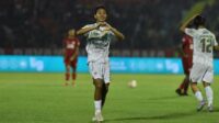 Jadwal Siaran Lengkap Persib Bandung vs Borneo FC, Selangkah Lagi Juara!