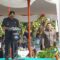SAMBUTAN : Bupati Sukabumi, Asep Japar saat memberikan sambutan pada pembukaan TMMD ke 124 di Desa Cisarua, Kecamatan Sukaraja, Kabupaten Sukabumi pada Selasa (06/05).(FOTO : UNTUK RADAR SUKABUMI)