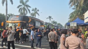 Potret 25.000 Buruh Cikarang Bekasi Berangkat ke Monas