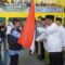 DIBERANGKATKAN : Bupati Sukabumi, Asep Japar saat pelepasan ratusan jemaah haji kloter 6 di Gedung Pusbangdai Cikembang, Desa Sukamulya, Kecamatan Cikembar, Kabupaten Sukabumi pada Sabtu (03/05).