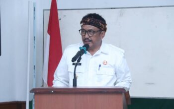 Bupati Sukabumi Asep Japar