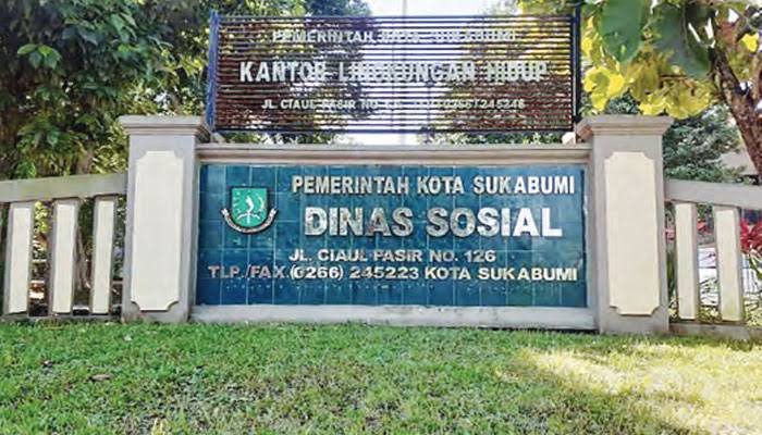 LENGGANG: Kondisi Kantor Dinsos Kota Sukabumi saat keadaan lenggang, belum lama ini.