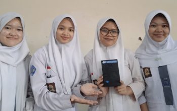 PRESTASI: Para pelajar MAN 1 Kota Sukabumi tidak hanya pandai mengaji, tapi mampu membuktikan bahwa mereka lolos Grand Final SIC dengan Solusi AI & IoT.