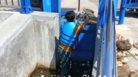 DPUTR Kota Sukabumi Intensifkan Pembersihan Kolam Retensi