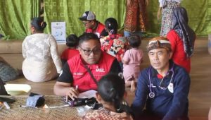 RSUD Sekarwangi dan PMI Buka Layanan Kesehatan Gratis di Kasepuhan Gelar Alam