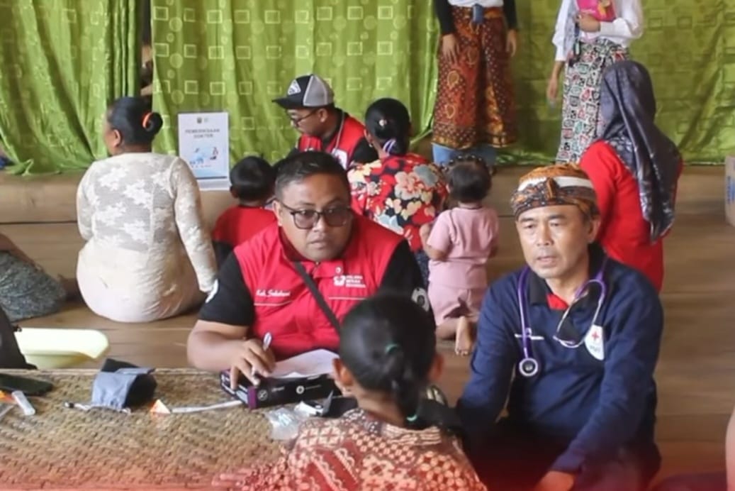 Suasana tim medis saat tim medis Rumah sakit Sekarwangi Cibadak dan Palang Merah Indonesia (PMI) Kabupaten Sukabumi gelar 