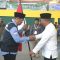 PELEPASAN : Wakil Bupati Sukabumi, Andreas, saat melepas keberangkatan 442 calon jemaah haji Kloter 39 di Pusbangdai, Desa Sukamulya, Kecamatan Cikembar, Kabupaten Sukabumi pada Senin (19/05).(FOTO : UNTUK RADAR SUKABUMI)