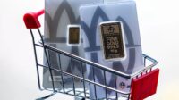 Harga Emas Dunia Naik Lebih dari 1 Persen