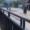 BENCANA BANJIR: Suasana saat banjir merendam jalan dan rumah warga di kampung Cileungsi Desa Citarik Kecamatan Simpenan