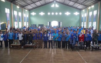 SAMBUTAN : Musda XVI KNPI Kabupaten Sukabumi yang diselenggarakan di salah satu gedung di wilayah Kecamatan Cikembar, Kabupaten Sukabumi pada Senin (26/05).(FOTO : UNTUK RADAR SUKABUMI)