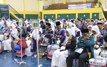 Kloter Gabungan Sebanyak 345 calon jemaah haji dari Kabupaten Sukabumi, Cianjur, dan Bogor telah resmi diberangkatkan ke Tanah Suci