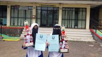 Dua Siswi Kembar SMPN 1 Sukaraja, Risya dan Rasya Raih Beasiswa Tahfidz 2025