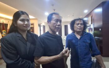 Hercules Minta Maaf, Sutiyoso: Jangan Hanya ke Saya, Gatot Juga -Disway/Fajar Ilman-