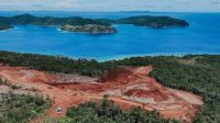 Penambangan Nikel di Raja Ampat Harus Dihentikan Permanen