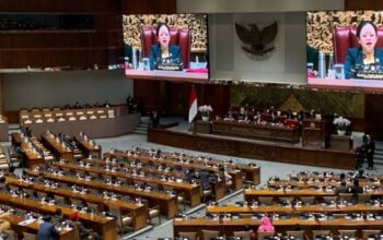 Suasana Rapat Paripurna DPR di Kompleks Parlemen, Senayan, Jakarta, Selasa, 24 Juni 2025