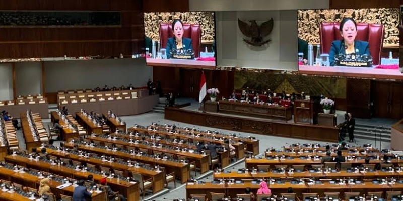 Suasana Rapat Paripurna DPR di Kompleks Parlemen, Senayan, Jakarta, Selasa, 24 Juni 2025