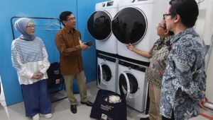 Bank Mandiri Taspen Luncurkan SiMantap Laundry dan QRIS Merchant, Dorong Kewirausahaan Pensiunan dan Digitalisasi UMKM