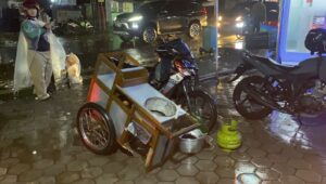 Detik-detik Pedagang Cilok di Cisaat Sukabumi Tewas Tertabrak 