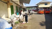 Dukung Program Bupati Sukabumi, Pasar Parungkuda Gencarkan Bersih-Bersih Sampah