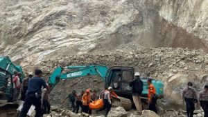 Korban Longsor Gunung Kuda Cirebon Bertambah 17 Orang