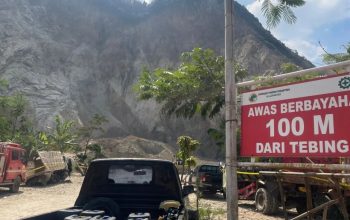 lokasi tambang galian C di Gunung Kuda Cirebon, Jawa Barat.