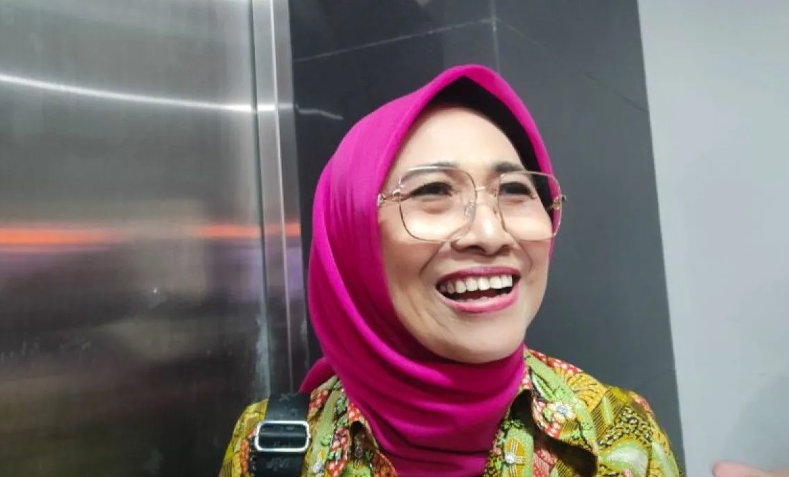Ketua Komisi X DPR RI Hetifah Sjaifudian memberikan keterangan di Kampus UPI Bandung, Senin (9/6/2025).(Ricky Prayoga)