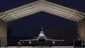 Pasukan Iran Luncurkan Serangan Rudal ke Pangkalan Militer AS di Qatar