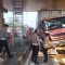 Kanit Gakkum Satlantas Polresta Bogor Kota AKP Santi Marintan saat evakuasi di Gerbang Tol Ciawi 2 Kecamatan Bogor Timur Kota Bogor Jawa Barat, Senin (2/6/2025).