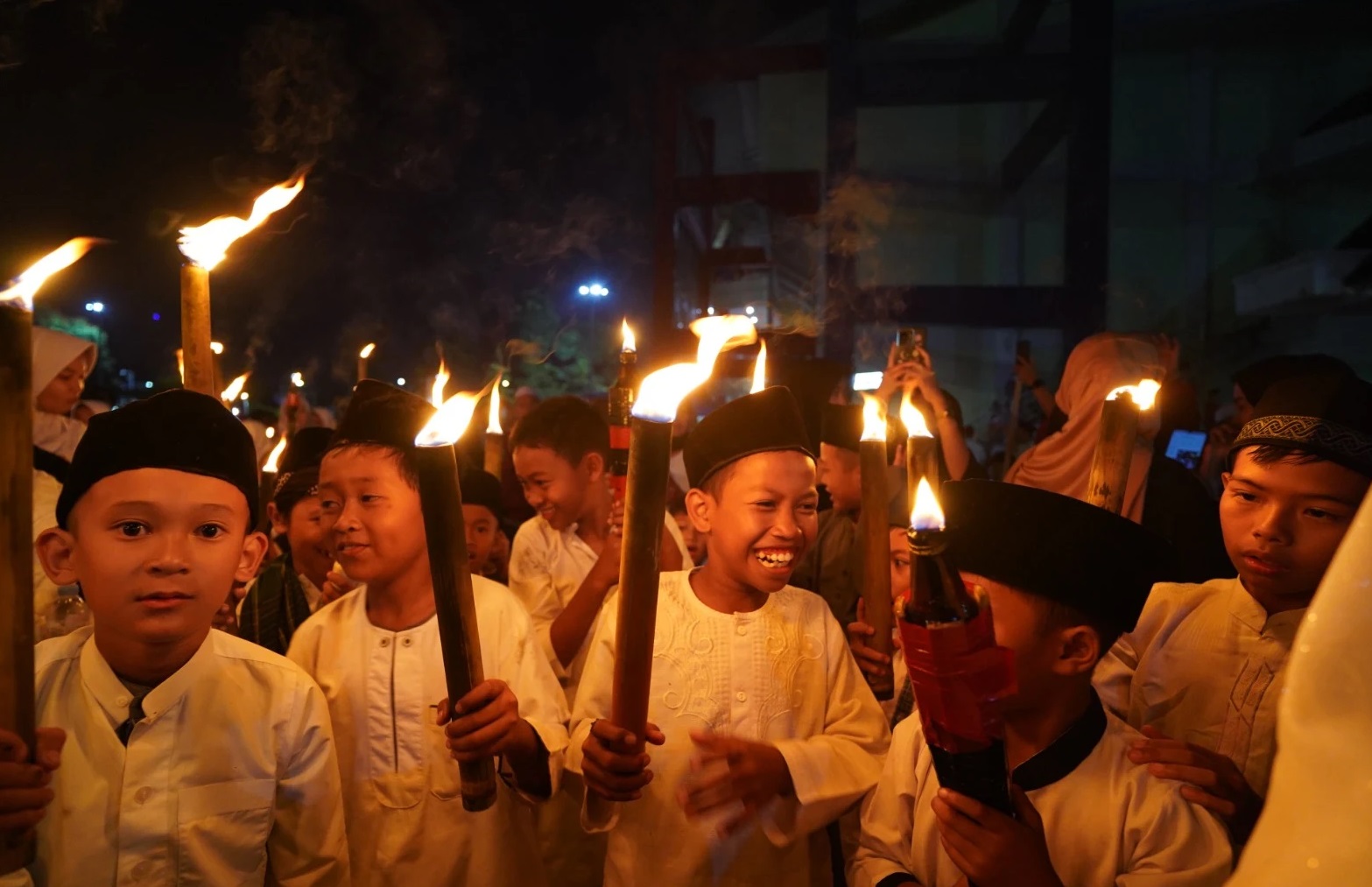 Peringatan Tahun Baru Islam 1 Muharam 1447 Hijriah di Kota Sukabumi berlangsung meriah dan penuh makna pada Kamis malam, 26 Juni 2025. (Humas Pemkot Sukabumi)