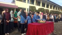 SMAN 3 Sukabumi Potong Tumpeng Rayakan 112 Pelajar Lolos ke PTN, 7 di Antaranya ke Fakultas Kedokteran