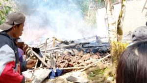 Picu Kebakaran, Korsleting Listrik di Bantargadung Ludeskan Dua Rumah