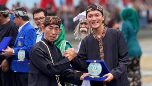 PLN Indonesia Power UBP Palabuhanratu Terima Penghargaan di Hari Nelayan 