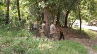 Potret ODGJ Bawa Parang di Hutan Kota Palabuhanratu Diamankan