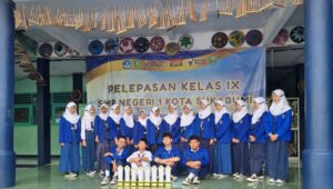 SMPN 1 Kota Sukabumi Raih Juara Umum FLS3N Tingkat Kota