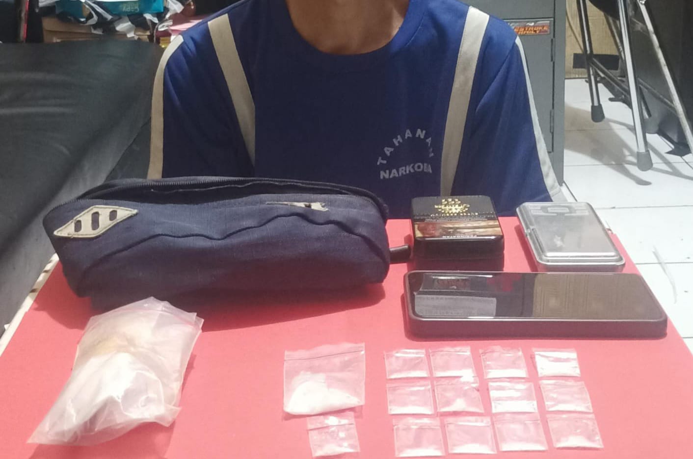 Polisi berhasil membongkar jaringan pengedar narkoba jenis sabu di wilayah hukum Polres Sukabumi Kota dalam operasi senyap