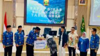 BPJS Ketenagakerjaan Sukabumi Salurkan Jaminan Kecelakaan Kerja untuk Petugas Taman Disperkim