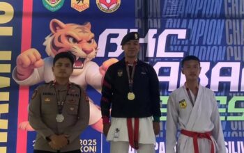 MEMBANGGAKAN: Pratu Luthfy Ilham Julian berhasil meraih Juara 1 dalam Kejuaraan Piala Pangdam III/Siliwangi BKC Jabar Series 2025 yang digelar di GOR KONI Kota Bandung.