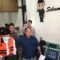 DITAHAN: Petugas Kejaksaan Negeri Kabupaten Sukabumi menggiring dua tersangka kasus penyelewengan dana pemeliharaan dan perbaikan kendaraan operasional angkutan sampah DLH Kabupaten Sukabumi ke Lapas Kelas IIB Warungkiara, Kamis (26/6).(FOTO: DENDI/RADAR SUKABUMI)