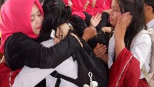 SDN Dewi Sartika CBM Sukabumi Lepas 127 Siswa dengan Kesederhanaan