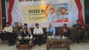 Lina Ruslinawati Tampung Aspirasi Petani dan Penggiat Daur Ulang di Cicantayan