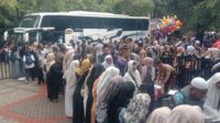 Disambut Wakil Bupati Abang Ijo, Sebanyak 315 Jemaah Haji Purwakarta Telah Tiba: Suasana Haru dan Bahagia