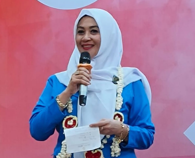 Ketua Umum Ikatan Keluarga Wartawan Indonesia, Andi Dasmawati Ph.D. (foto: Ist/ Radar Sukabumi)