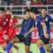 Pesepak bola Timnas U23 Indonesia Dominikus Dion Oktawian Wibowo (atas) berebut bola dengan pesepak bola Timnas U23 Brunei Darussalam Muhammad Bazli Bin Aminuddin (bawah) dalam pertandingan penyisihan Grup A Piala AFF U-23 2025 di Stadion Utama Gelora Bung Karno (SUGBK), Senayan, Jakarta, Selasa (15/7/2025). (ADITYA PRADANA PUTRA)