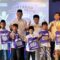 MTXLSMART GEBYAR MUHARRAM: Direktur & Chief Strategy & Home Business Officer XLSMART, Feiruz Ikhwan bersama Ketua MTXLSMART, Yanuar Tirta Kumaya berkolaborasi dengan Direktur Pendistribusian dan Pendayagunaan IZI, Aan Suherlan, menyerahkan paket santunan secara simbolis kepada peserta kegiatan Khitanan Massal Gratis dalam rangka “Gebyar Muharram 1447 H” di Kantor XLSMART Tower, Jakarta Selatan (5/7).(ist)