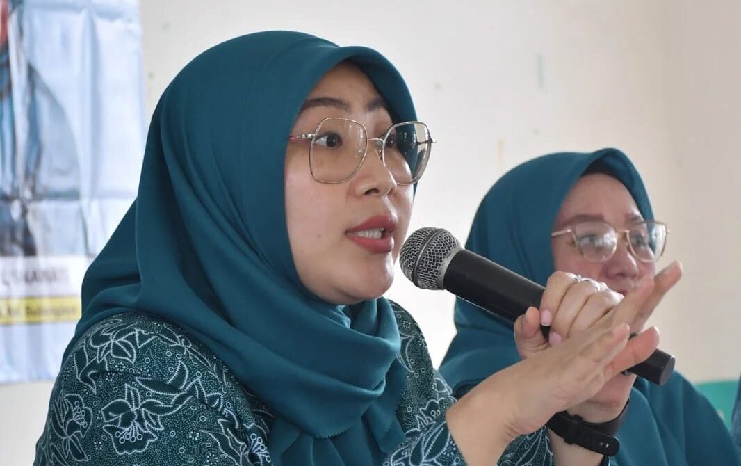 SAMBUTAN: Ketua Tim Penggerak PKK Kota Sukabumi, Ranty Rachmatilah, saat memberikan sambutan belum lama ini.