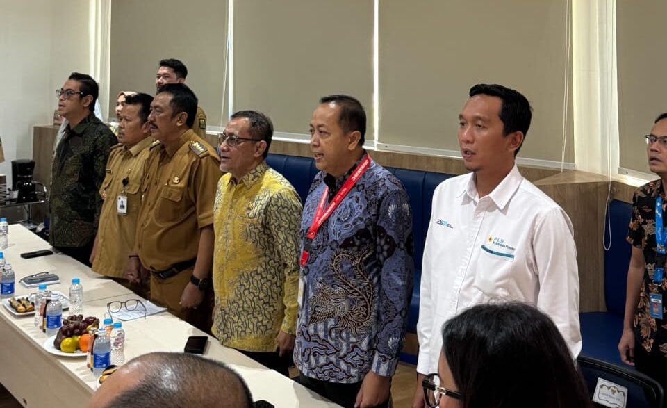 Pemerintah Kabupaten Sukabumi terus memperkuat sinergi dengan sektor swasta melalui Rapat Koordinasi Forum Tanggung Jawab Sosial Perusahaan/Kemitraan dan Bina Lingkungan (TJSPKBL/CSR) tahun 2025