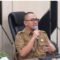 MENJELASKAN : Kabid Penelitian dan Pengembangan Bappeda Kota Sukabumi, Ismail Aini, saat menjelaskan proses pematangan inovasi daerah.