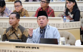 Isu jual-beli pulau yang kembali mencuat di tengah masyarakat mendapat perhatian serius dari pemerintah. Menteri Agraria dan Tata Ruang/Kepala Badan Pertanahan Nasional (ATR/BPN)