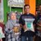 KUNJUNGAN KERJA — Sekretaris DKP Kabupaten Sukabumi, dr. Titin M. Andadari, bersama Direktur SPHP Bapanas, Maino Dwi Hartono, saat meninjau Kios Pangan Bumdesma Nabiya, Kecamatan Nagrak.
